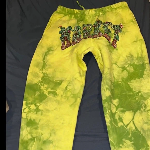 China Market Hawaiian Tye Dye Sweats - Picture 3 of 3